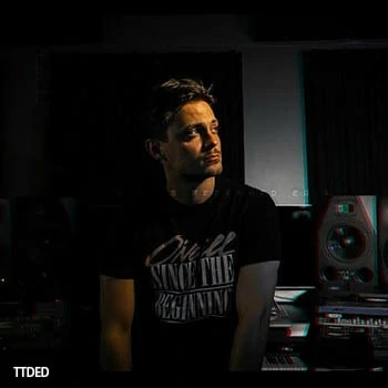 [电气浩室采样+Serum预置Spire预置+教程]789ten The Julian Jordan Producer Pack（977Mb）