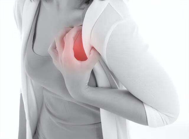 胸部痛疼是什么原因引起的(胸疼是什么原因导致的)