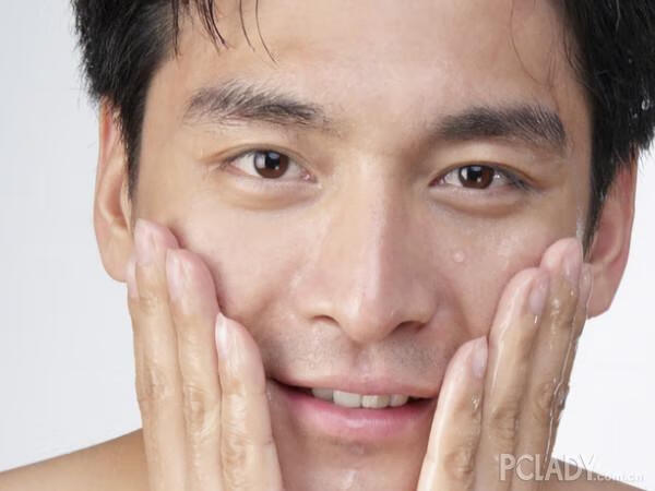 男生怎样美白(男士如何快速美白)